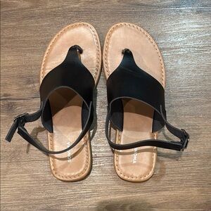 Sonoma Black Sandals with Adjustable Ankle Straps. Size 8